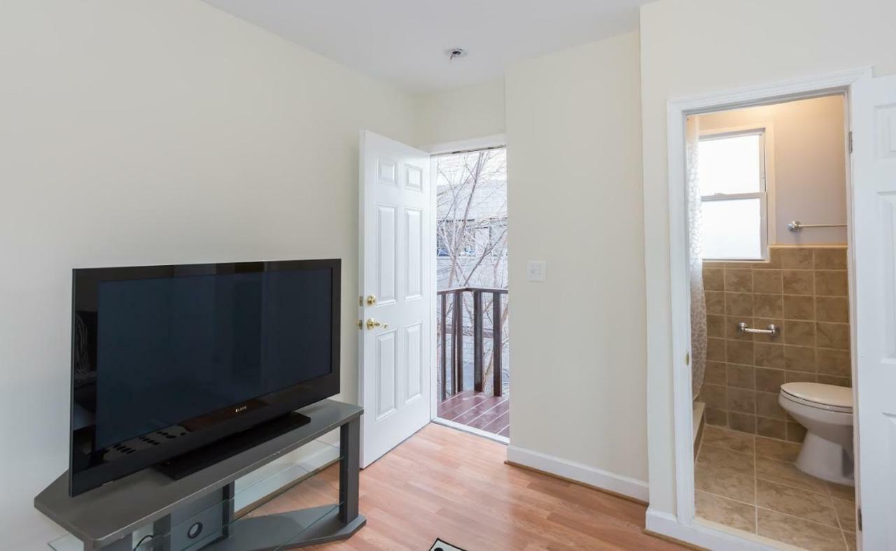 Charming Studio - 3 Min Walk To Petworth Metro Station; 10 Min To Convention Center Washington Exterior photo